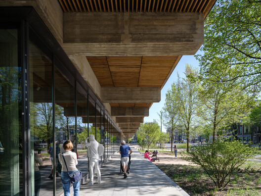 De Nederlandsche Bank / Mecanoo - Interior Photography, Concrete, Column