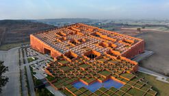 Prestige University / Sanjay Puri Architects