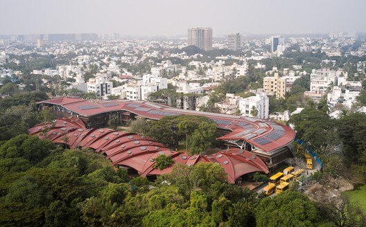 Shiv Nadar School / Vastushilpa Sangath - Exterior Photography