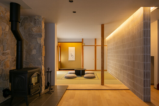 Maki no Yado Miyakojima Riverside / Coil Kazuteru Matumura Architects - Interior Photography, Wood, Lighting, Glass, Door