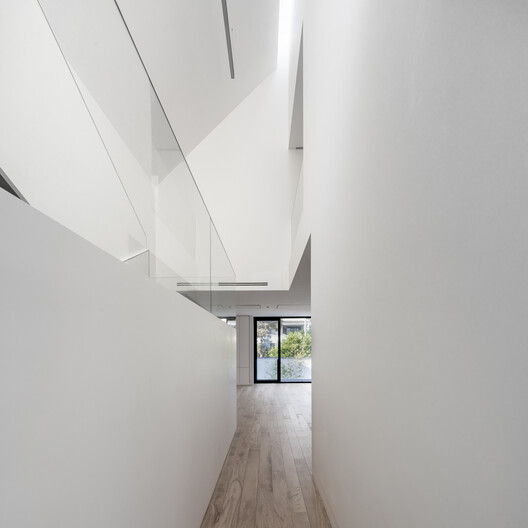 Shahrak Villa / Next Office–Alireza Taghaboni - Image 8 of 16