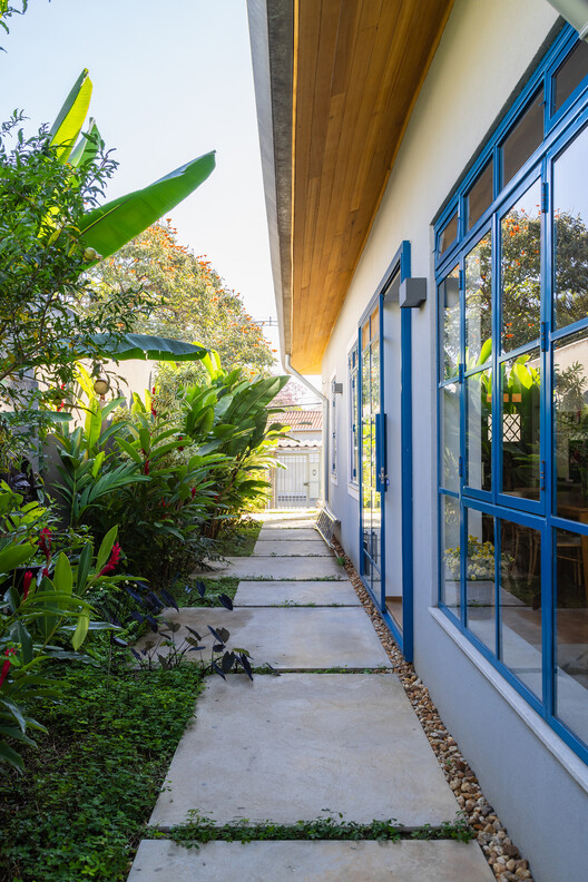 Curupaiti House / Gil Mello Arquitetura - Image 16 of 32
