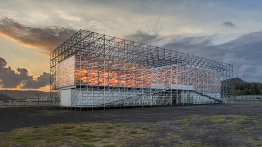 Pertamina MotoGP Experience Gallery / AT-LARS - Exterior Photography, Steel