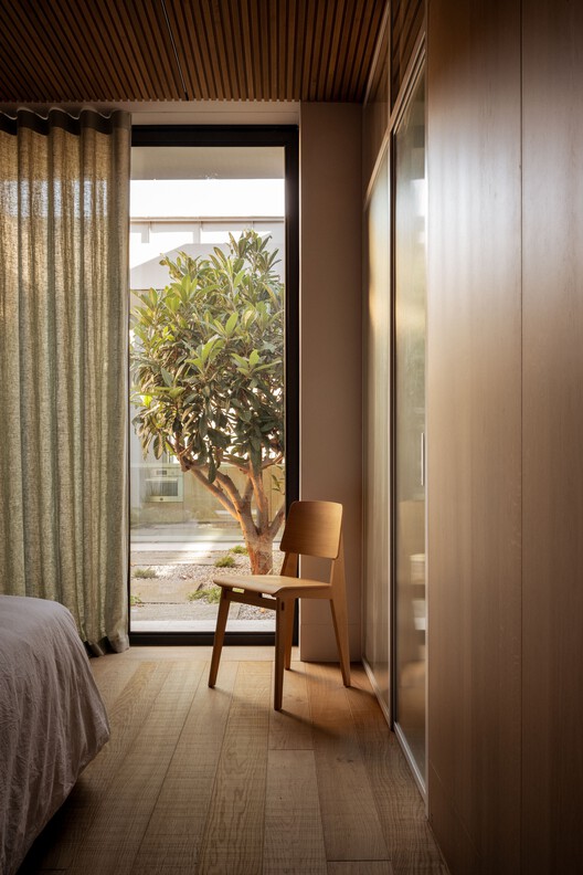 Casabella di Como / Tuckey Design Studio Casabella di Como / Tuckey Design Studio - Interior Photography, Bedroom, Wood