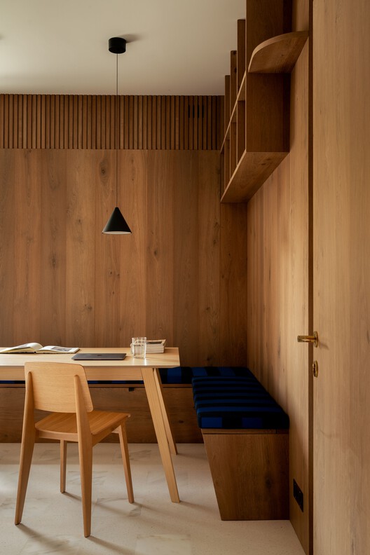 Casabella di Como / Tuckey Design Studio Casabella di Como / Tuckey Design Studio - Interior Photography, Wood, Table, Chair