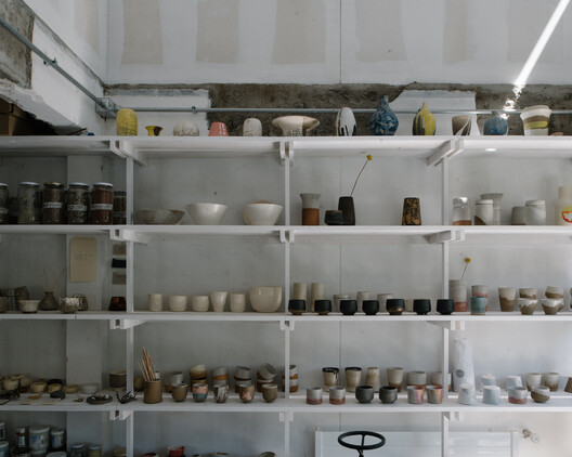 Tam House / Ivan Bravo Architects - Interior Photography, Kitchen, Shelving