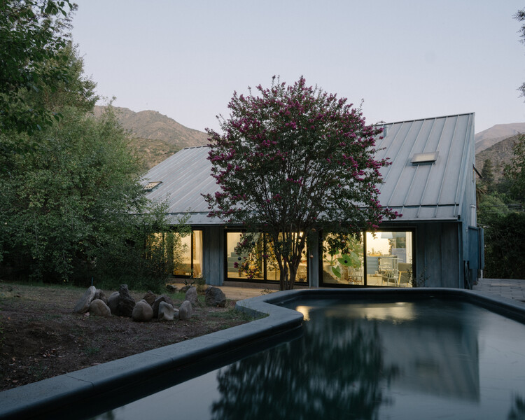 Casa Tam / Ivan Bravo Architects - Ampliación