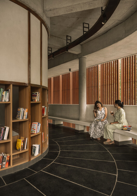 Nirava Ayurveda Holistic Centre / STAPATI Nirava Ayurveda Holistic Centre / STAPATI - Interior Photography, Closet, Wood, Glass