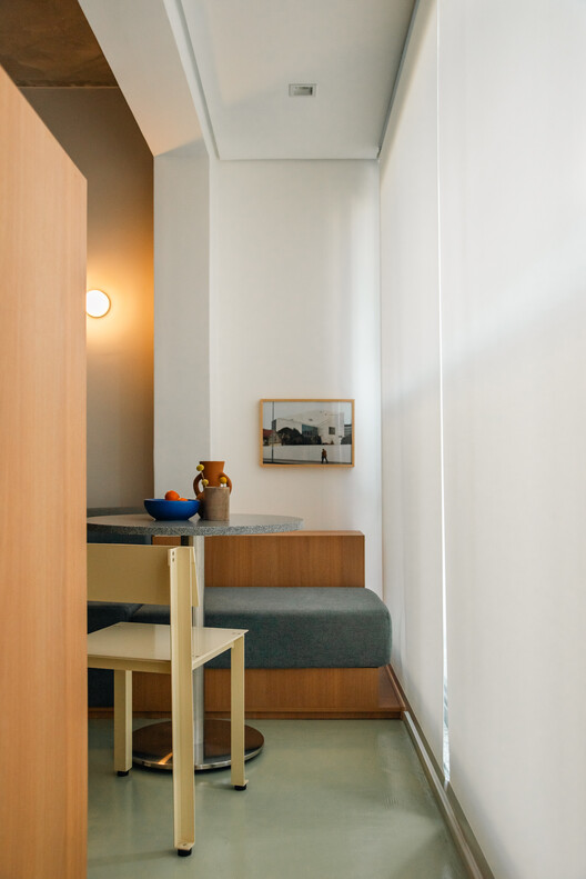 Studio Zero Um / Relevo Arquitetura - Fotografia de Interiores, Madeira, Iluminação, Vidro, Cadeira