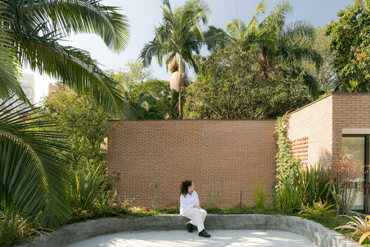 Tamanás House / Ateliê Amanhã - Exterior Photography, Brick, Garden