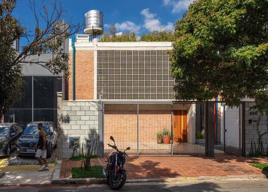 Caetés House / Ateliê GR - Exterior Photography, Facade, Brick