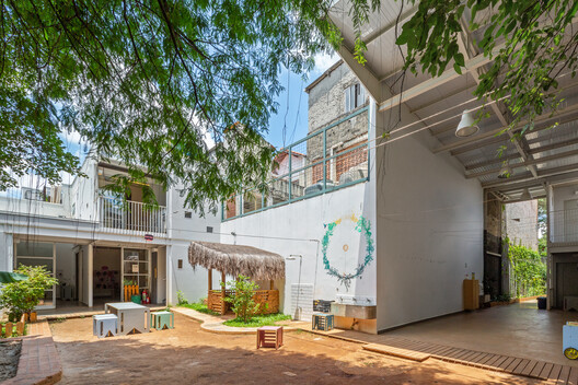 Escola do Bairro - Pavilhão 02 / Ateliê GR - Imagem 5 de 23