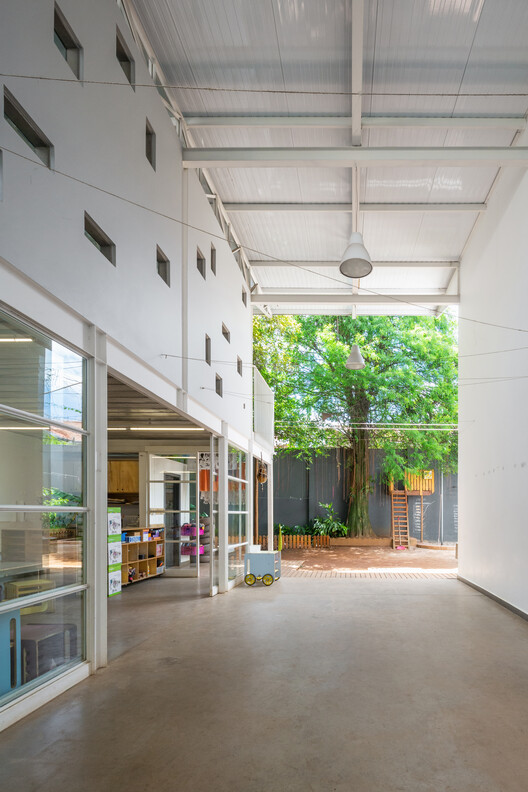 Escola do Bairro - Pavilhão 02 / Ateliê GR - Imagem 4 de 23