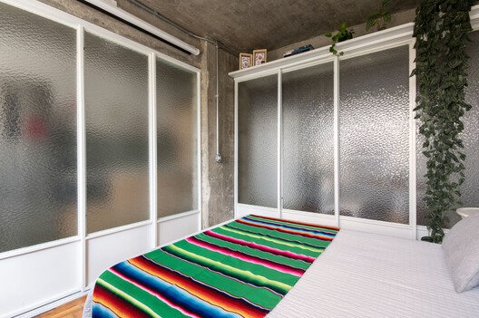 Apartment 210 / Inaê Negrão Architecture - Interior Photography, Bedroom, Bed, Lighting