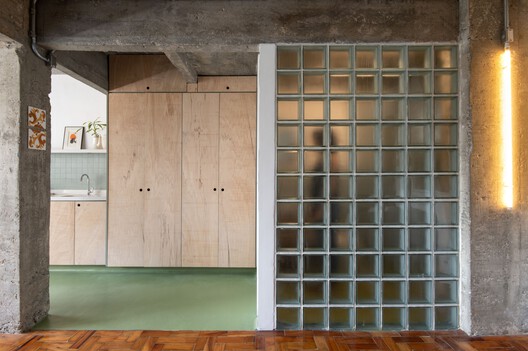 Apartment 210 / Inaê Negrão Architecture - Image 5 of 17
