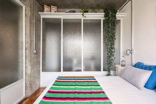 Apartment 210 / Inaê Negrão Architecture - Interior Photography, Bedroom, Bed, Lighting