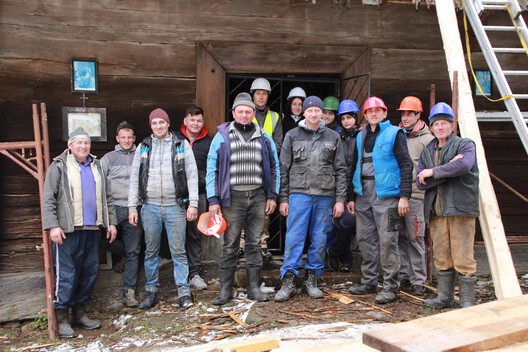 First Aid for Endangered Heritage: An Interview with Ambulance for Monuments First Aid for Endangered Heritage: An Interview with Ambulance for Monuments - Image 17 of 20