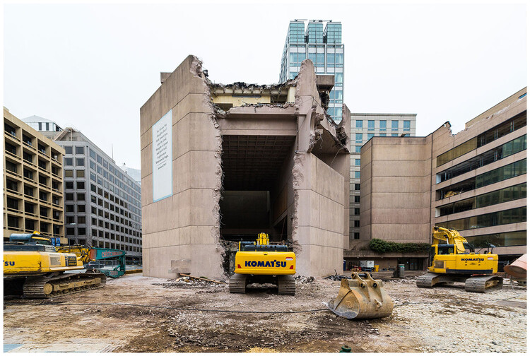 Rethinking Architecture at the Scale of Planetary Systems - Image 5 of 35