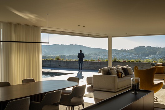 House A / L2C Arquitetura - Interior Photography, Living Room, Chair
