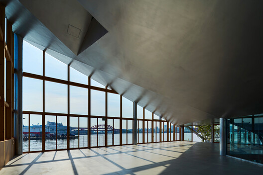 TOTTEI Green Hill / Tomohiro Hata Architect and Associates TOTTEI Green Hill / Tomohiro Hata Architect and Associates - Image 12 of 21