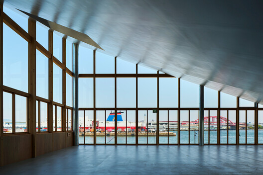 TOTTEI Green Hill / Tomohiro Hata Architect and Associates TOTTEI Green Hill / Tomohiro Hata Architect and Associates - Image 13 of 21