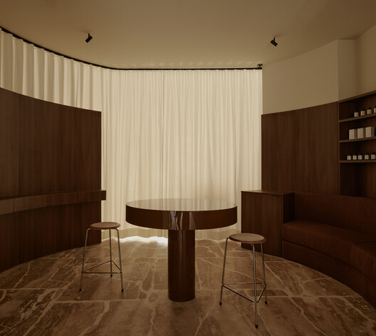 Skinclub Clínica Cosmética  / Club Studio - Fotografía interior, Madera