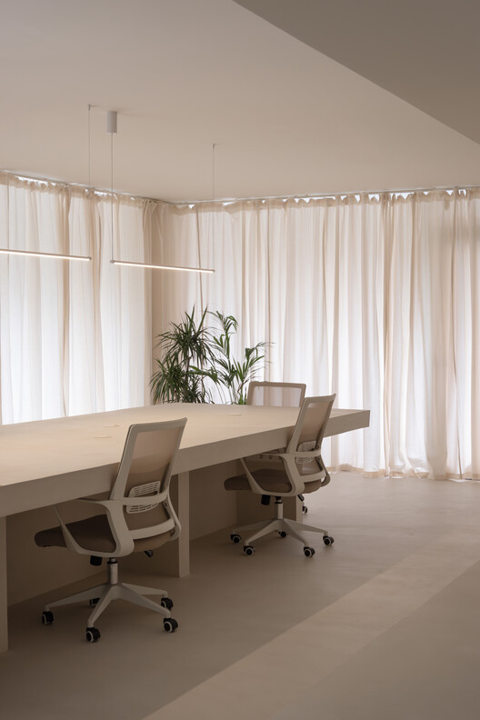 Unwhite Office / brenzo - Interior Photography, Dining room, Chair