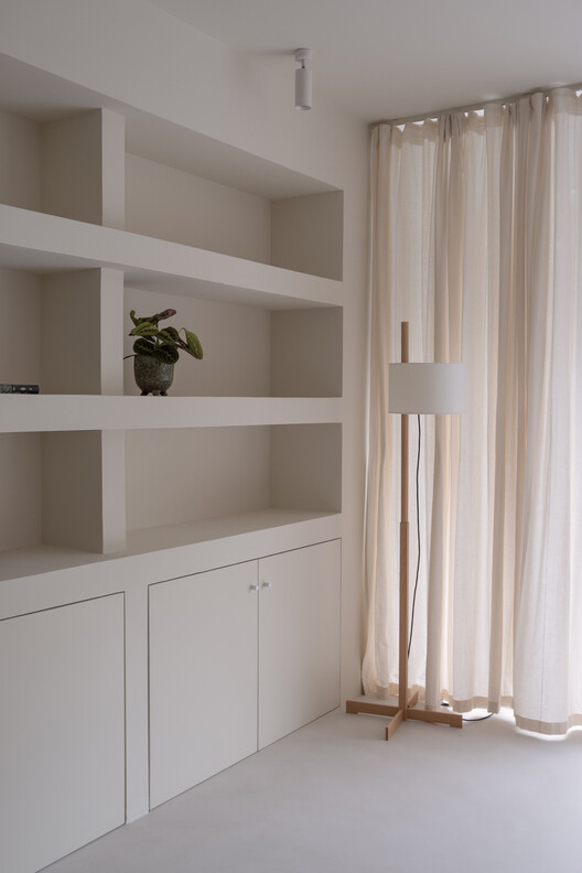 Unwhite Office / brenzo - Image 4 of 22