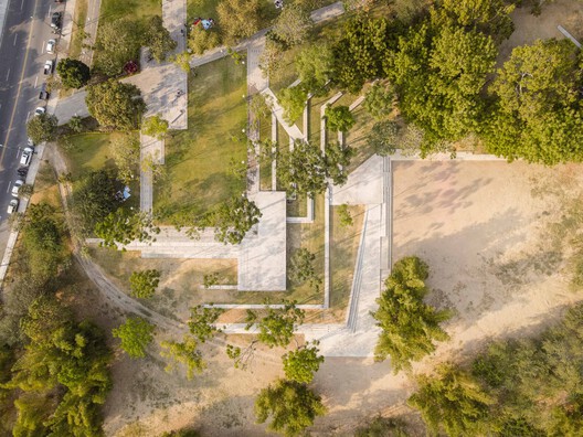 Las Vegas Park / Gustavo González Galarza - Image 9 of 25