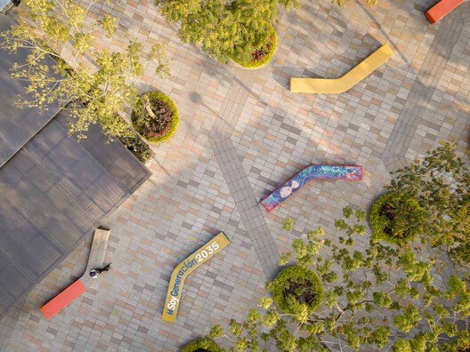 Las Vegas Park / Gustavo González Galarza - Image 8 of 25