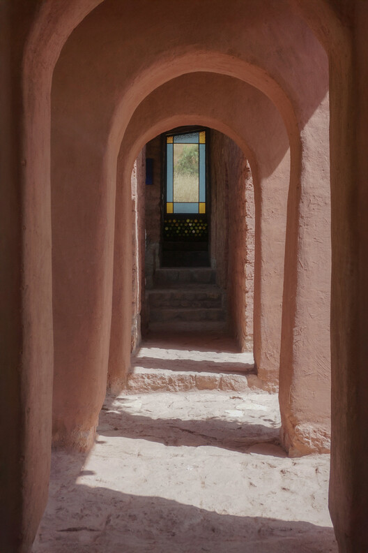 Vivienda y alojamiento rural - Dormis Donata / Taller MACAA (Misión de Arquitectura, Construcción y Arte en los Andes) - Imagen 9 de 37