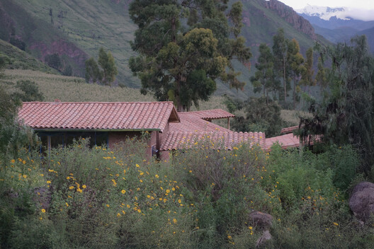 Rural Housing and Lodging – Dormis Donata / Taller MACAA (Misión de Arquitectura, Construcción y Arte en los Andes) - Image 25 of 37