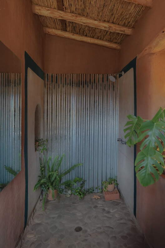 Rural Housing and Lodging – Dormis Donata / Taller MACAA (Misión de Arquitectura, Construcción y Arte en los Andes) - Interior Photography, Concrete