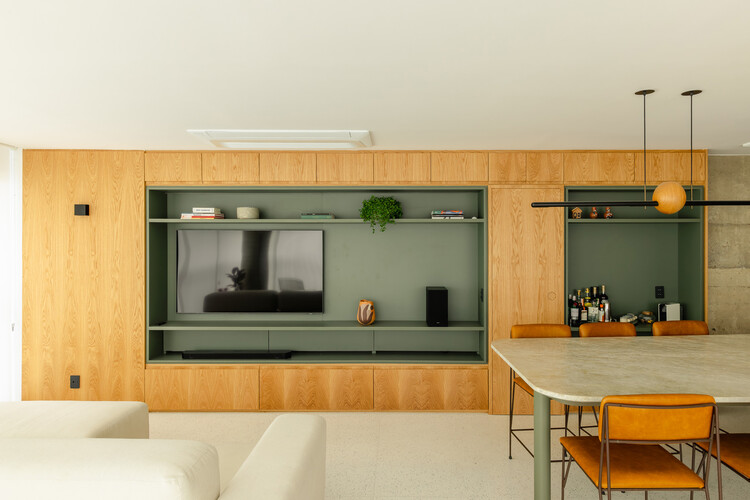 Apartamento Pompeia / Goiva - Fotografia de Interiores, Interiores De Apartamentos, Cozinha, Mesa, Iluminação, Cadeira