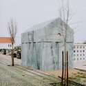 Túmulo Familiar em Coimbra / Comoco Arquitectos - Criptas E Mausoléos