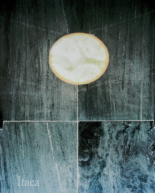 Family Tomb in Coimbra / Comoco Arquitectos - Image 14 of 26