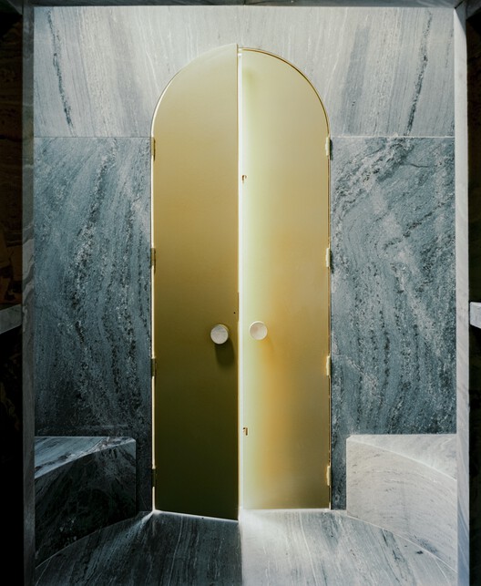 Family Tomb in Coimbra / Comoco Arquitectos - Interior Photography