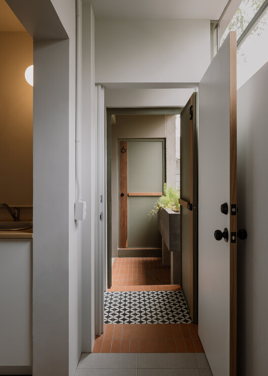 Conjunto Habitacional PETÉN / REIMS 502 - Fotografía interior, Madera, Iluminación, Puerta