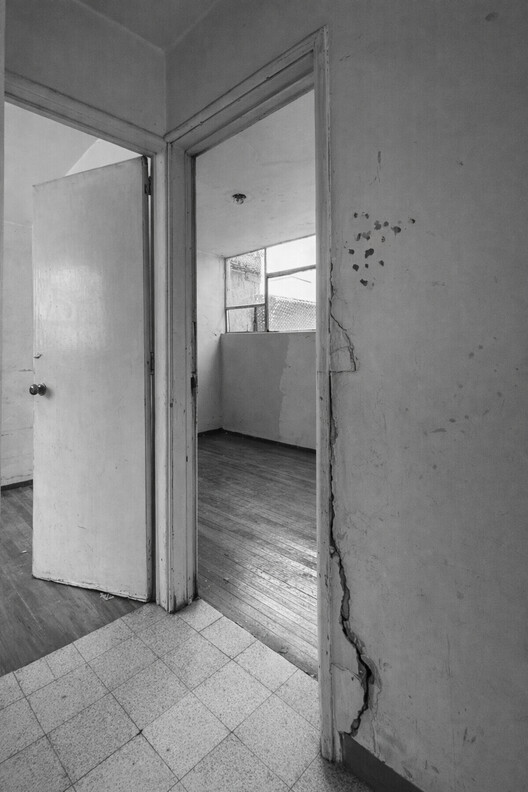 Conjunto Habitacional PETÉN / REIMS 502 - Fotografía interior, Baño, Madera, Concreto