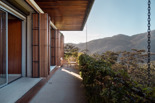 Nature Conservancy Lodge  / Toro Ferrer Arquitectos - Imagen 2 de 21