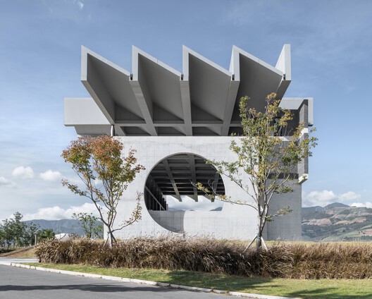 Xichang Jianchuan Film Museum Complex - Documentary Film Museum / Tanghua Architects & Associates