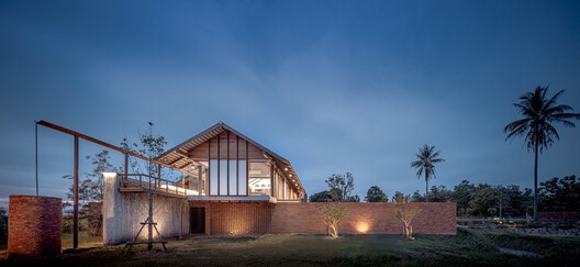 Baan SudSaenSuk / BodinChapa Architects - Image 23 of 33