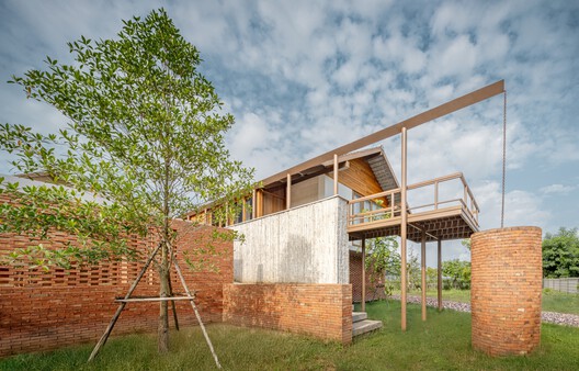 Baan SudSaenSuk / BodinChapa Architects - Image 4 of 33