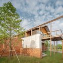 Baan SudSaenSuk / BodinChapa Architects - Houses