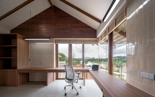 Baan SudSaenSuk / BodinChapa Architects - Interior Photography, Kitchen, Wood, Glass, Beam