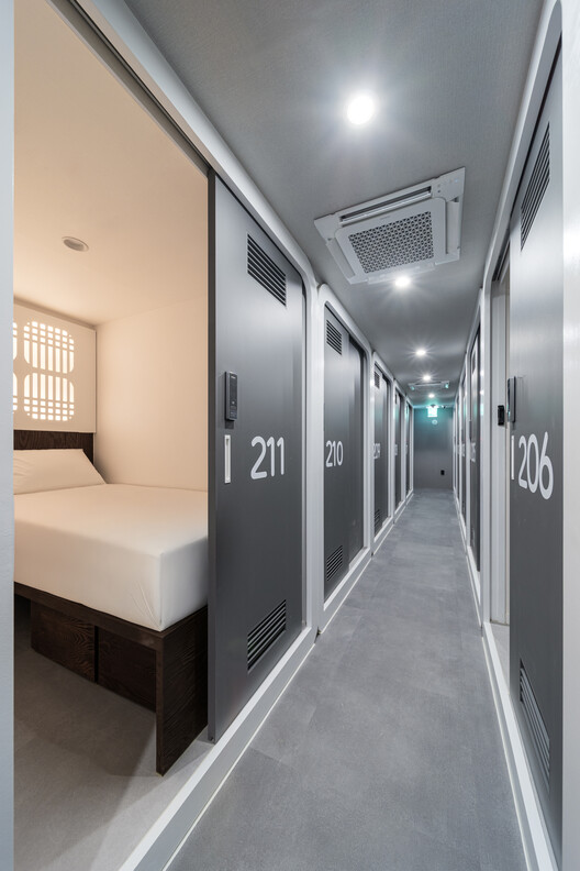 Hotel Myeongdong Station / Yong Ju Lee Architecture - Image 11 of 29