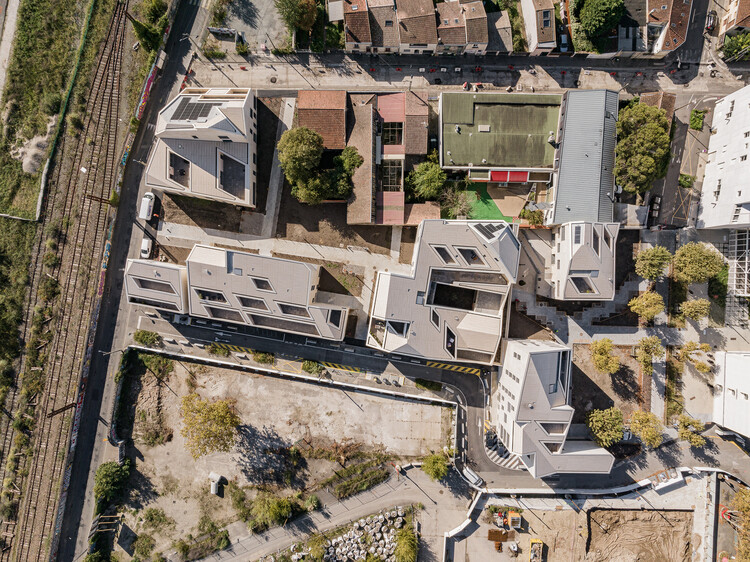 63 Housing Units for the Bastide-Niel Urban Development / Olgga Architects - Exterior Photography