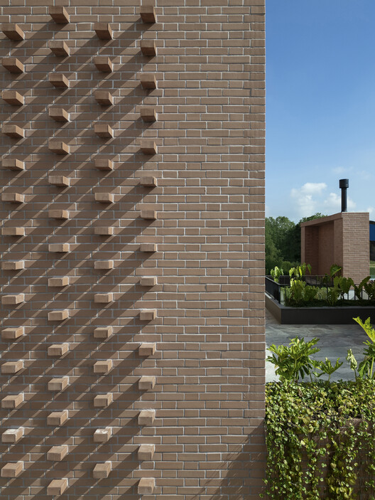 Torrão House / Nommo Arquitetos + Luana Barichello - Exterior Photography, Brick