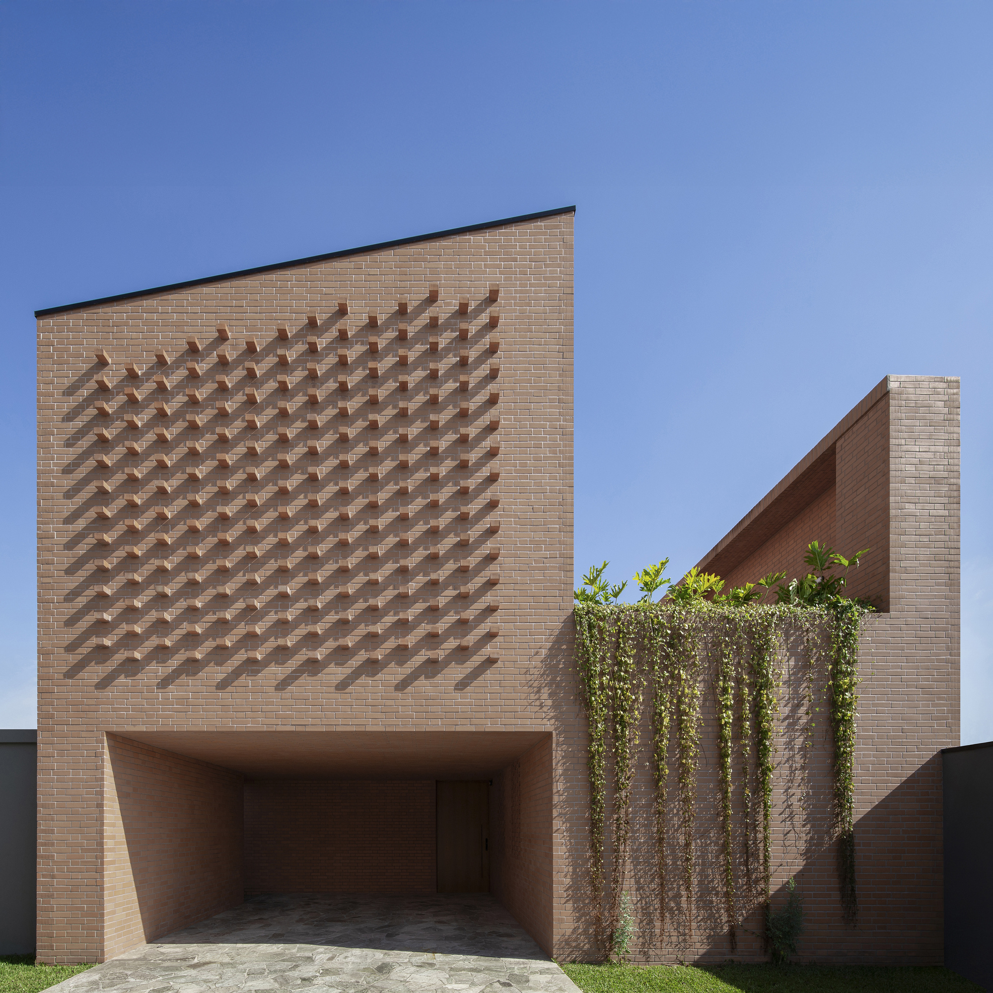 Torrao House / Nommo Arquitetos + Luana Barichello