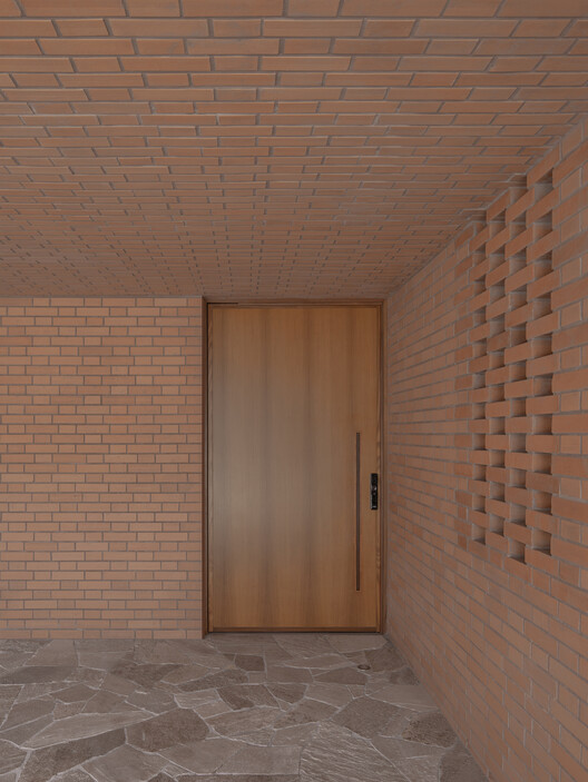 Torrão House / Nommo Arquitetos + Luana Barichello - Interior Photography, Wood, Brick